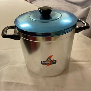Junger Immerglanz Elektro Geschirr VINTAGE Cooking Pot With Blue Lid